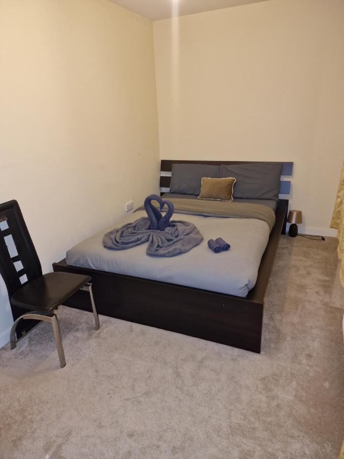 Apartmán Ko 3 Bed House Dartford Exteriér fotografie